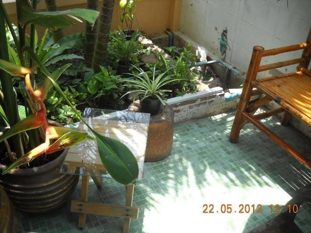 Sri Krung Guest House Phra Nakhon Si Ayutthaya Buitenkant foto
